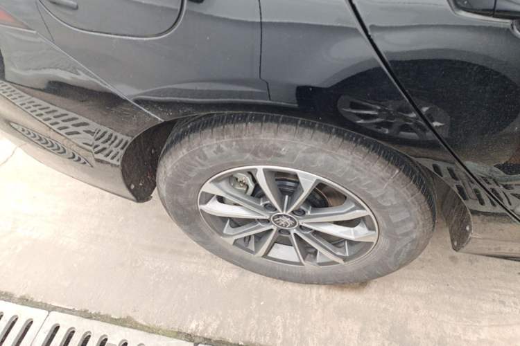 Used BYD Qin PLUS 2024 HONOR Edition DM-i 55KM Leading Model Right Rear Wheel Hub