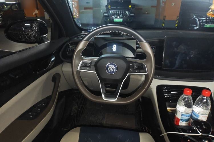 Used BYD Qin PLUS 2024 HONOR Edition DM-i 55KM Leading Model Steering Wheel