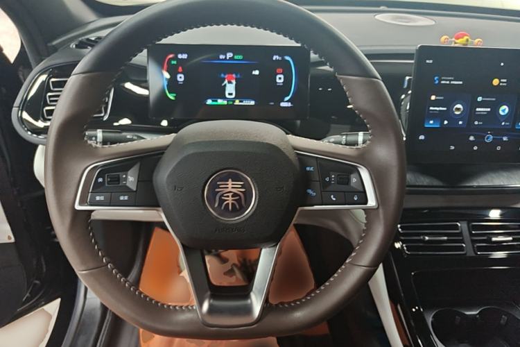 Used BYD Qin PLUS 2024 HONOR Edition DM-i 55KM Leading Model Steering Wheel