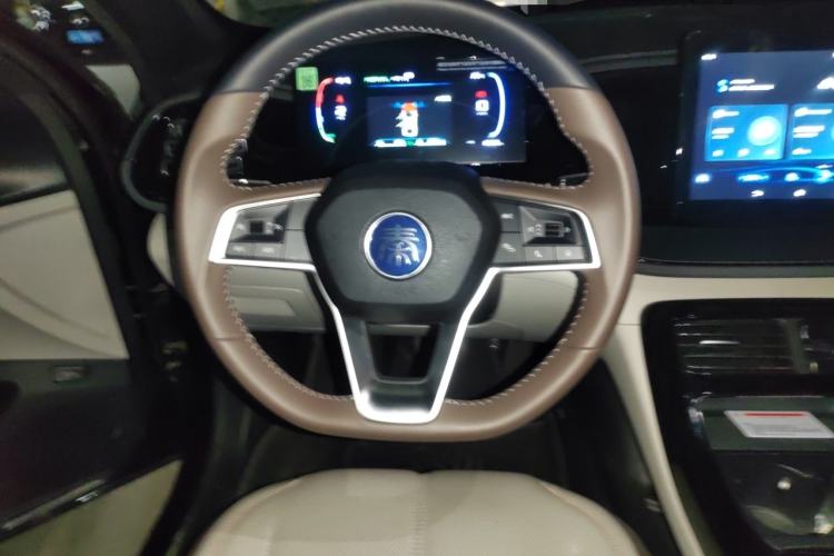 Used BYD Qin PLUS 2024 HONOR Edition DM-i 55KM Leading Model Steering Wheel