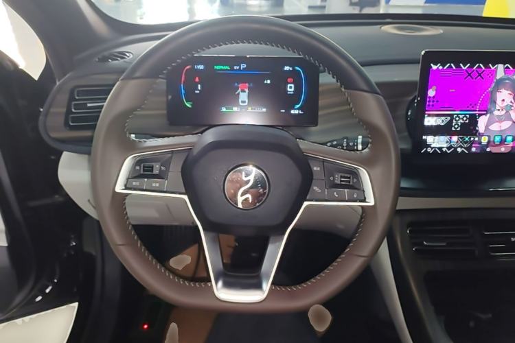 Used BYD Qin PLUS 2024 HONOR Edition DM-i 55KM Leading Model Steering Wheel