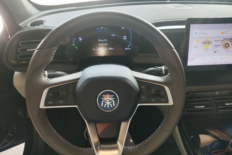 Used BYD Qin PLUS 2024 HONOR Edition DM-i 55KM Leading Model Steering Wheel