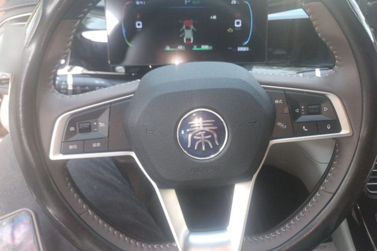 Used BYD Qin PLUS 2024 HONOR Edition DM-i 55KM Leading Model Steering Wheel