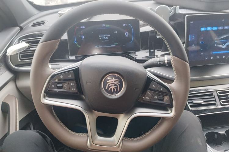 Used BYD Qin PLUS 2024 Honor Edition EV 420KM Beyond Model Steering Wheel
