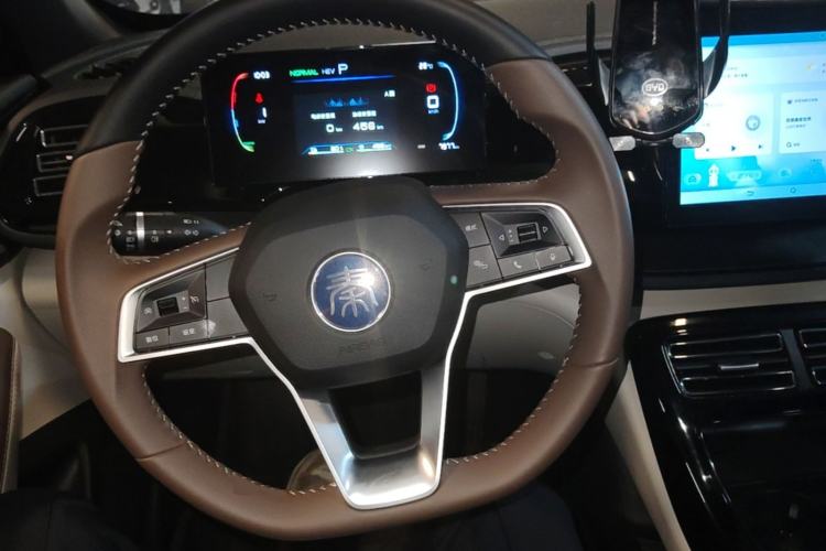 Used BYD Qin PLUS 2024 HONOR Edition DM-i 55KM Leading Model Steering Wheel