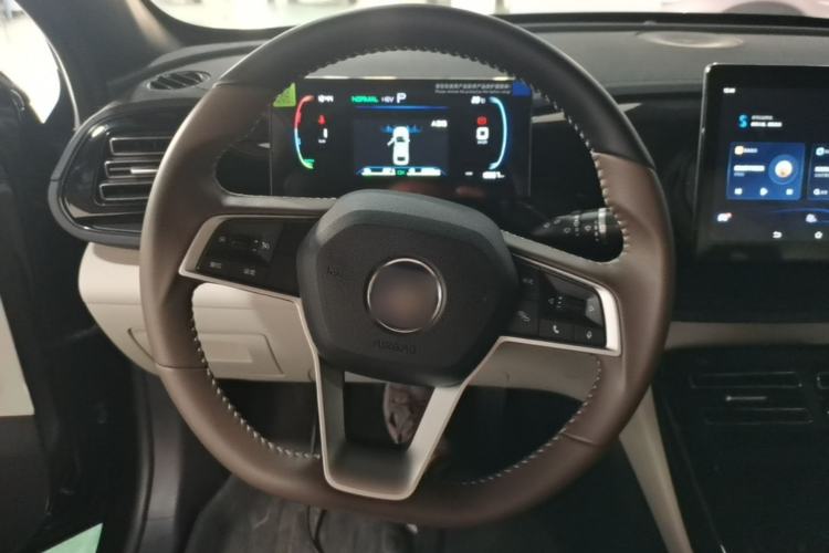 Used BYD Qin PLUS 2024 HONOR Edition DM-i 55KM Leading Model Steering Wheel