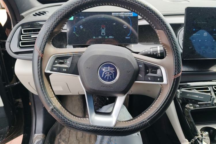 Used BYD Qin PLUS 2024 HONOR Edition DM-i 55KM Leading Model Steering Wheel