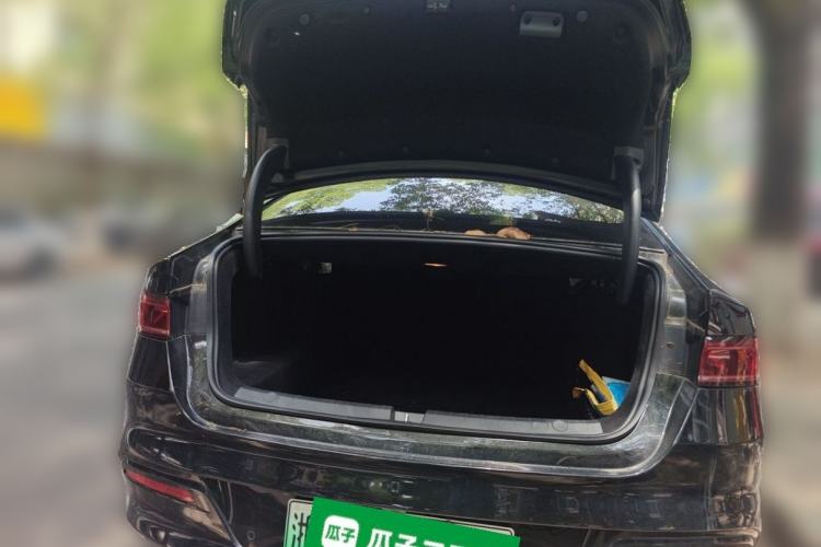 Used BYD Qin PLUS 2024 HONOR Edition DM-i 55KM Leading Model Trunk