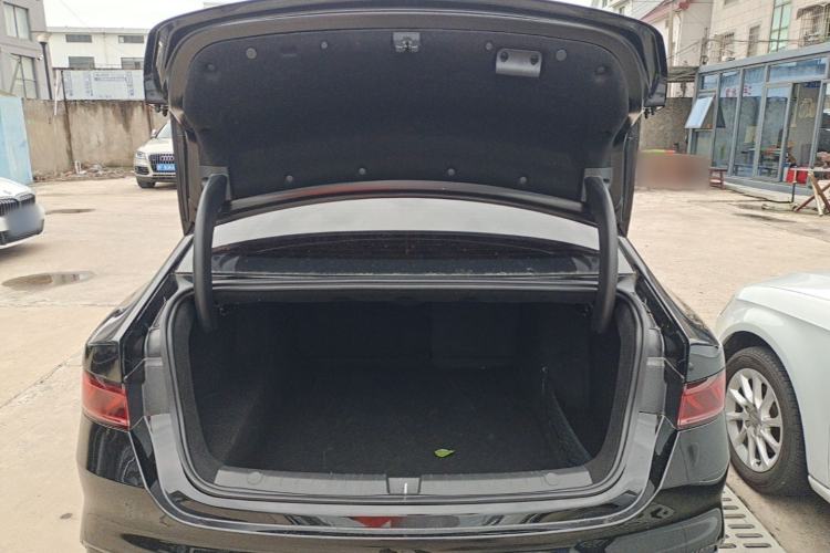 Used BYD Qin PLUS 2024 HONOR Edition DM-i 55KM Leading Model Trunk