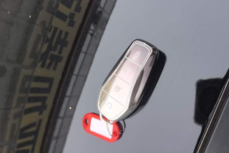 Used BYD Qin PLUS 2024 HONOR Edition DM-i 55KM Leading Model Vehicle Key