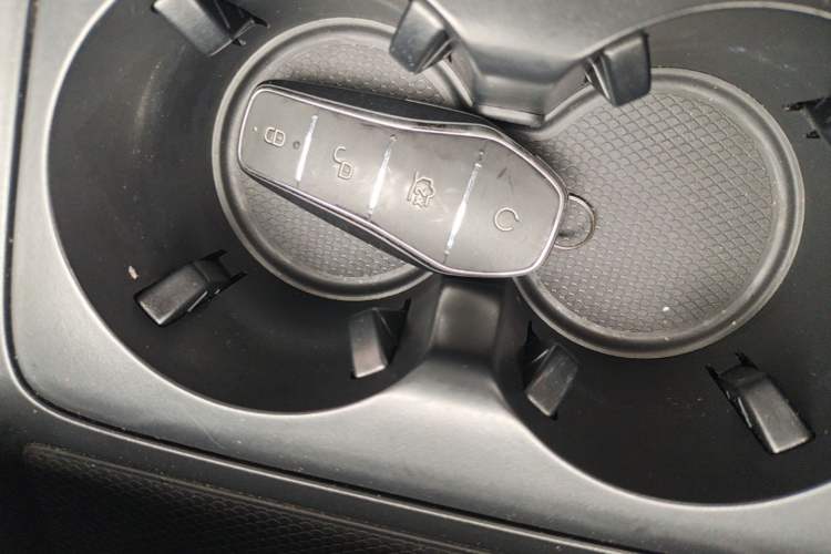 Used BYD Qin PLUS 2024 HONOR Edition DM-i 55KM Leading Model Vehicle Key