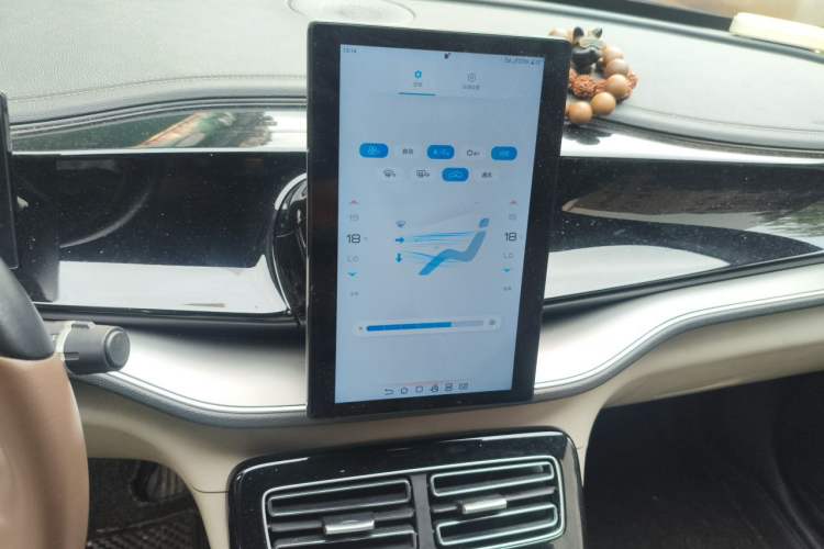 Used BYD Qin PLUS 2024 Honor Edition EV 510KM Leading Model Audio And AC Panel