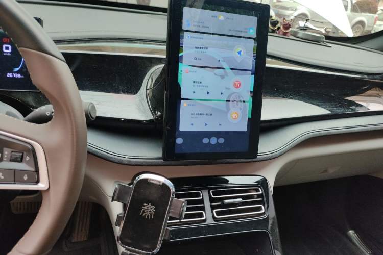 Used BYD Qin PLUS 2024 HONOR Edition DM-i 55KM Leading Model Audio And AC Panel
