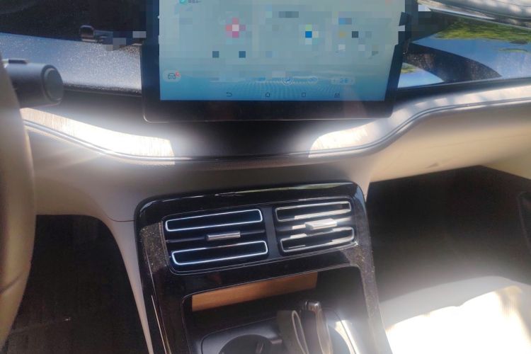 Used BYD Qin PLUS 2024 HONOR Edition DM-i 55KM Leading Model Audio And AC Panel