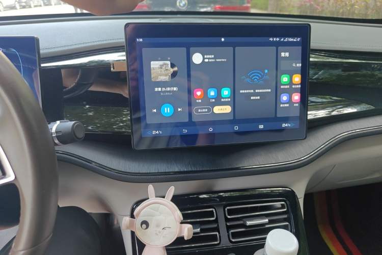 Used BYD Qin PLUS 2024 HONOR Edition DM-i 55KM Leading Model Audio And AC Panel