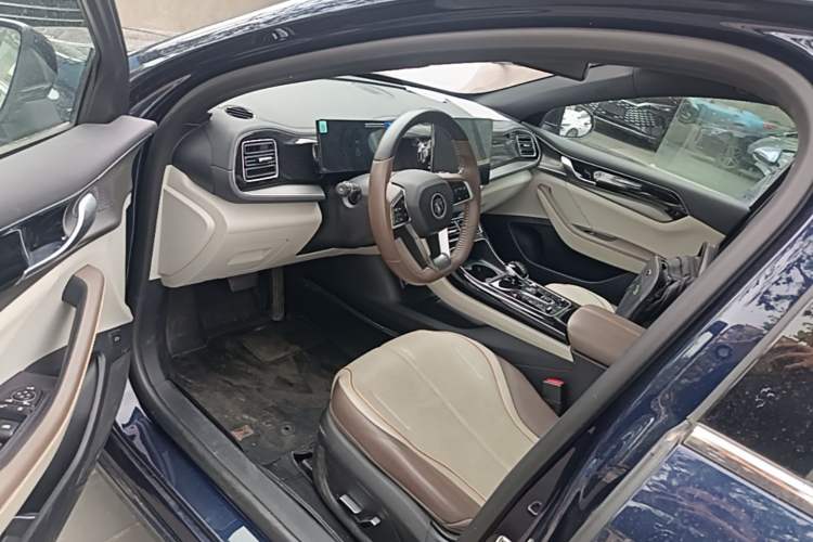 Used BYD Qin PLUS 2024 HONOR Edition DM-i 120KM Beyond Model Driver Seat