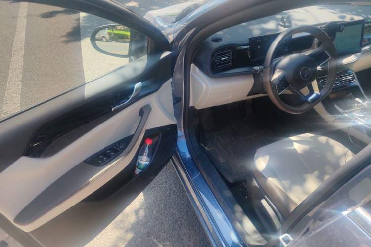 Used BYD Qin PLUS 2024 HONOR Edition DM-i 55KM Leading Model Driver Seat