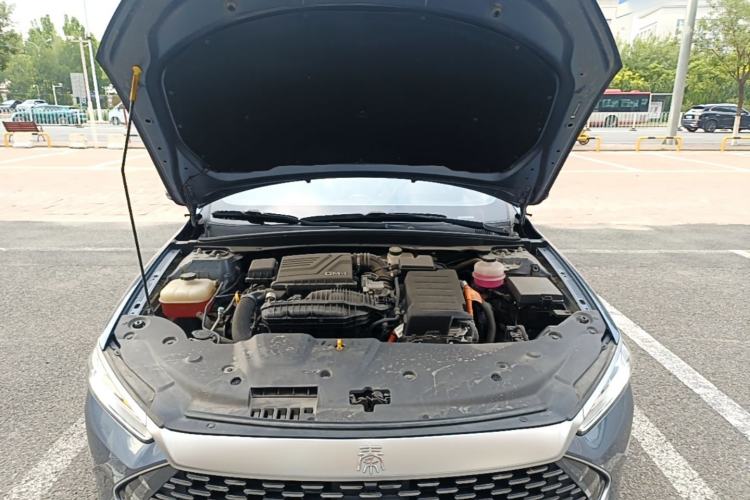 Used BYD Qin PLUS 2024 HONOR Edition DM-i 55KM Leading Model Engine Bay