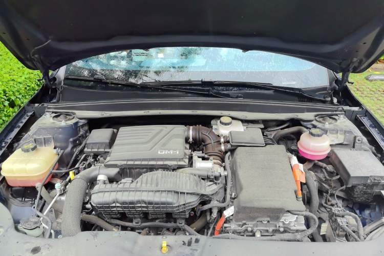 Used BYD Qin PLUS 2024 HONOR Edition DM-i 55KM Leading Model Engine Bay