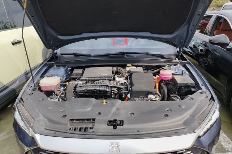 Used BYD Qin PLUS 2024 HONOR Edition DM-i 120KM Excellence Model Engine Bay
