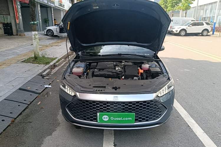 Used BYD Qin PLUS 2024 HONOR Edition DM-i 55KM Leading Model Engine Bay