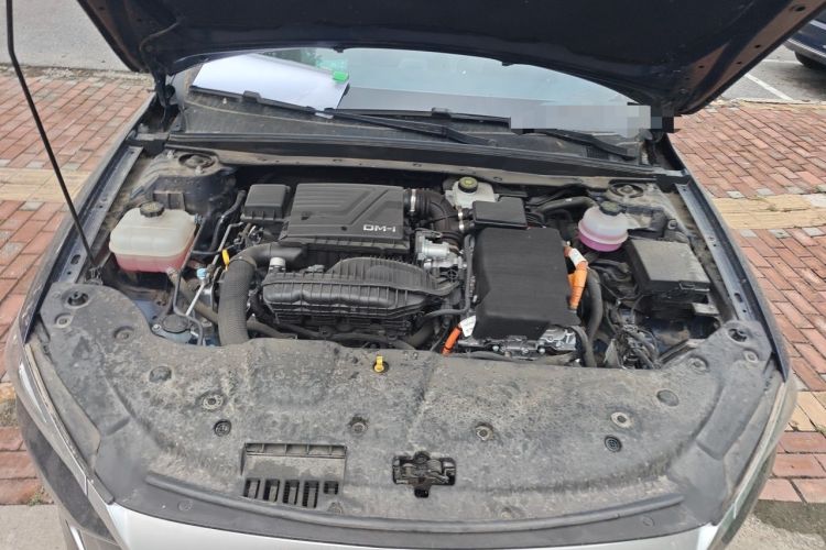 Used BYD Qin PLUS 2024 HONOR Edition DM-i 55KM Leading Model Engine Bay