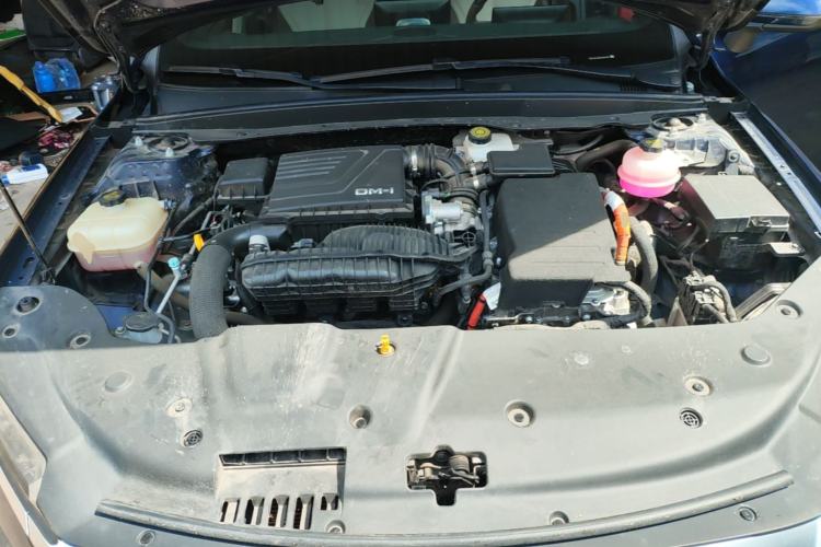 Used BYD Qin PLUS 2024 HONOR Edition DM-i 55KM Leading Model Engine Bay