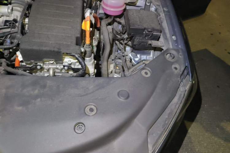 Used BYD Qin PLUS 2024 HONOR Edition DM-i 55KM Leading Model Engine Bay Left