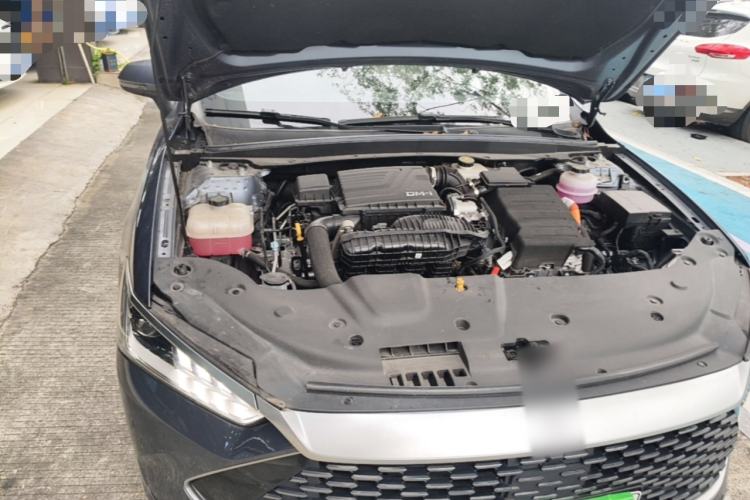 Used BYD Qin PLUS 2024 HONOR Edition DM-i 55KM Leading Model Engine Bay Right