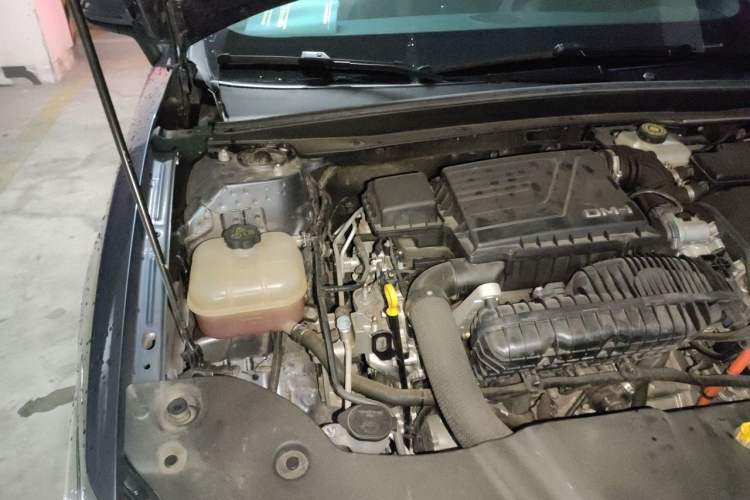 Used BYD Qin PLUS 2024 HONOR Edition DM-i 55KM Leading Model Engine Bay Right