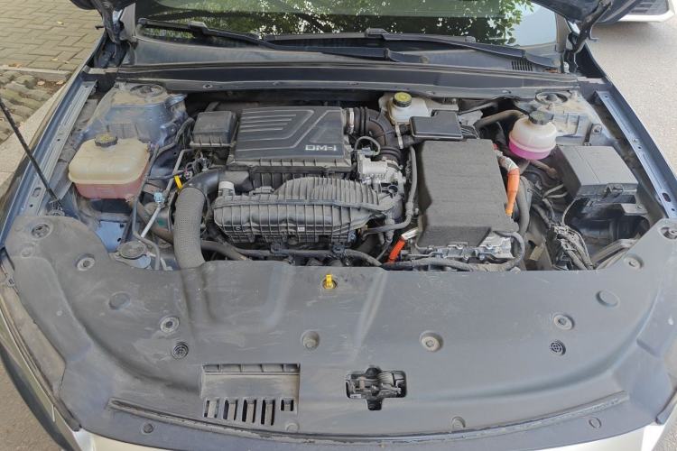 Used BYD Qin PLUS 2024 HONOR Edition DM-i 55KM Leading Model Engine Bay