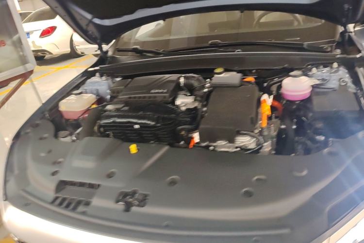 Used BYD Qin PLUS 2024 HONOR Edition DM-i 55KM Leading Model Engine Bay
