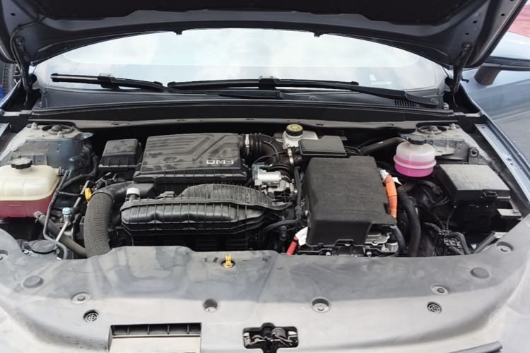 Used BYD Qin PLUS 2024 HONOR Edition DM-i 55KM Leading Model Engine Bay