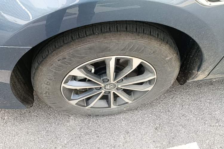 Used BYD Qin PLUS 2024 HONOR Edition DM-i 55KM Leading Model Exterior 4