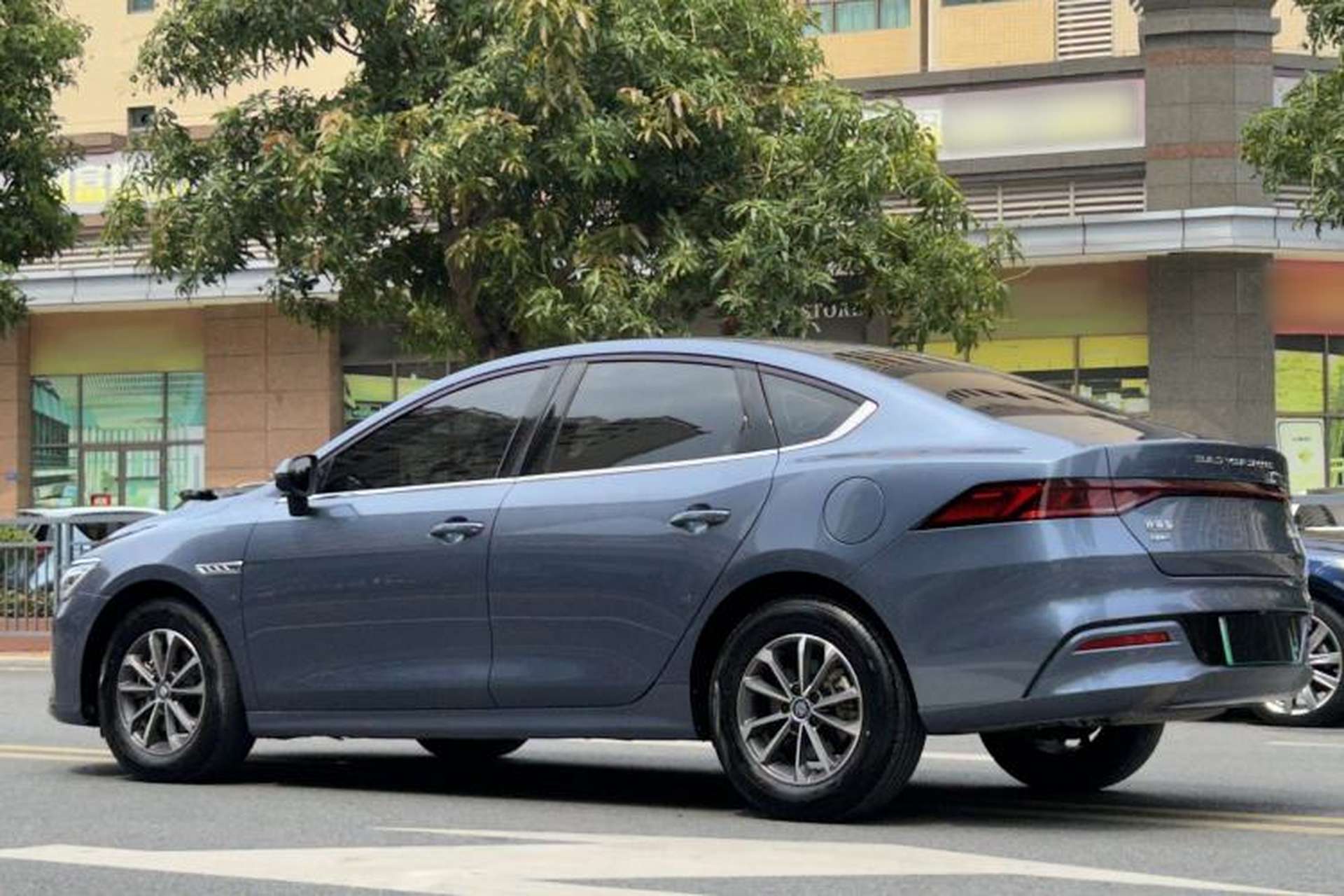 Used BYD Qin PLUS 2024 HONOR Edition DM-i 55KM Leading Model Exterior 5