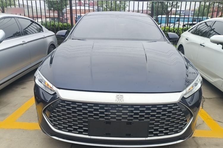 Used BYD Qin PLUS 2024 HONOR Edition DM-i 55KM Leading Model Front