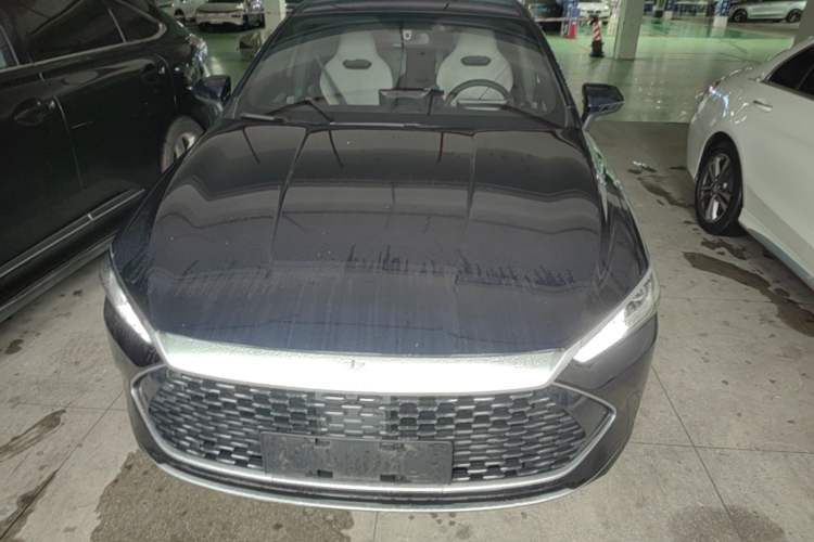 Used BYD Qin PLUS 2024 HONOR Edition DM-i 55KM Leading Model Front