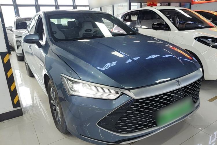 Used BYD Qin PLUS 2024 HONOR Edition DM-i 55KM Leading Model Front Right 45 Deg