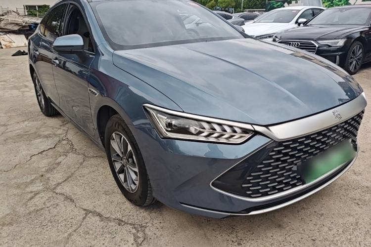 Used BYD Qin PLUS 2024 HONOR Edition DM-i 55KM Leading Model Front Right 45 Deg