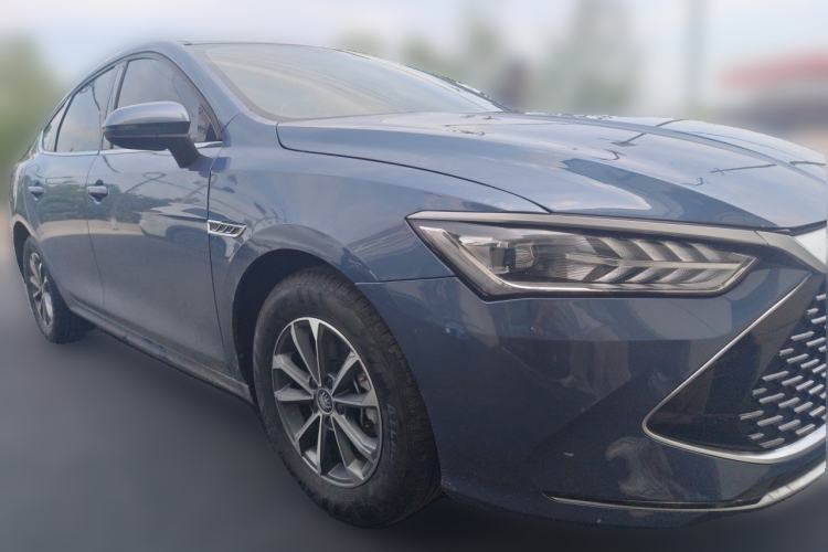 Used BYD Qin PLUS 2024 HONOR Edition DM-i 55KM Leading Model Front Right 45 Deg