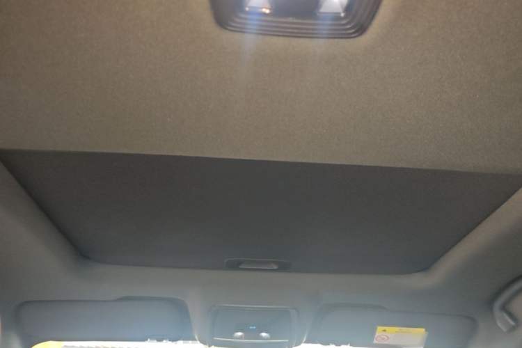 Used BYD Qin PLUS 2024 Honor Edition EV 420KM Beyond Model Headliner
