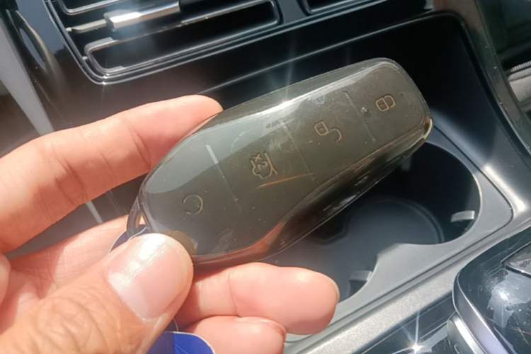 Used BYD Qin PLUS 2024 HONOR Edition DM-i 55KM Leading Model Interior 1