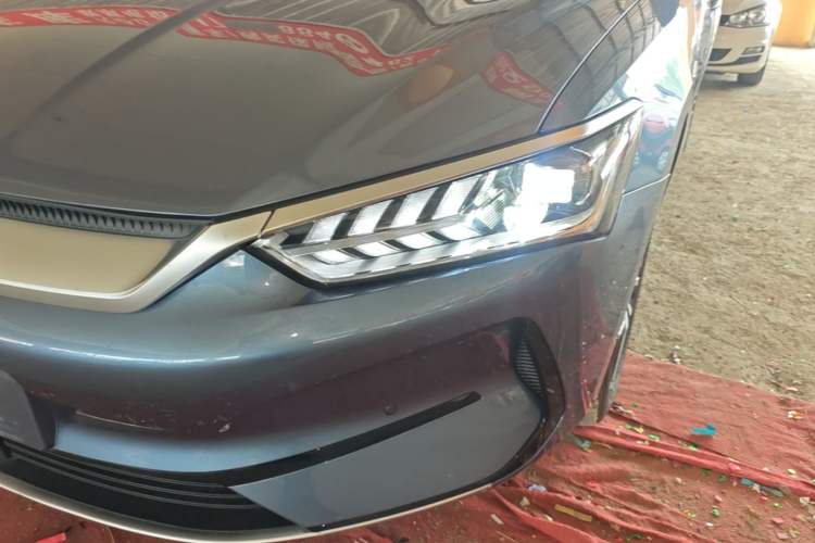 Used BYD Qin PLUS 2024 Honor Edition EV 420KM Beyond Model Left Front Headlight