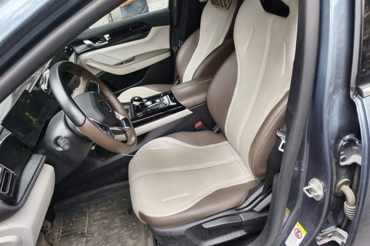 Used BYD Qin PLUS 2024 HONOR Edition DM-i 55KM Leading Model Left Front Seat