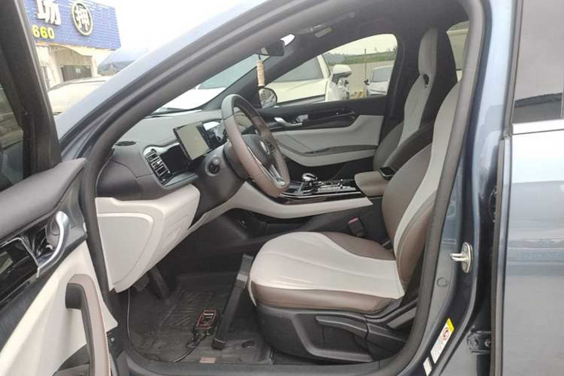 Used BYD Qin PLUS 2024 HONOR Edition DM-i 55KM Leading Model Left Front Seat