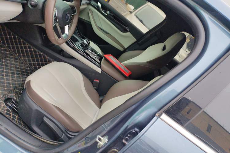 Used BYD Qin PLUS 2024 HONOR Edition DM-i 55KM Leading Model Left Front Seat