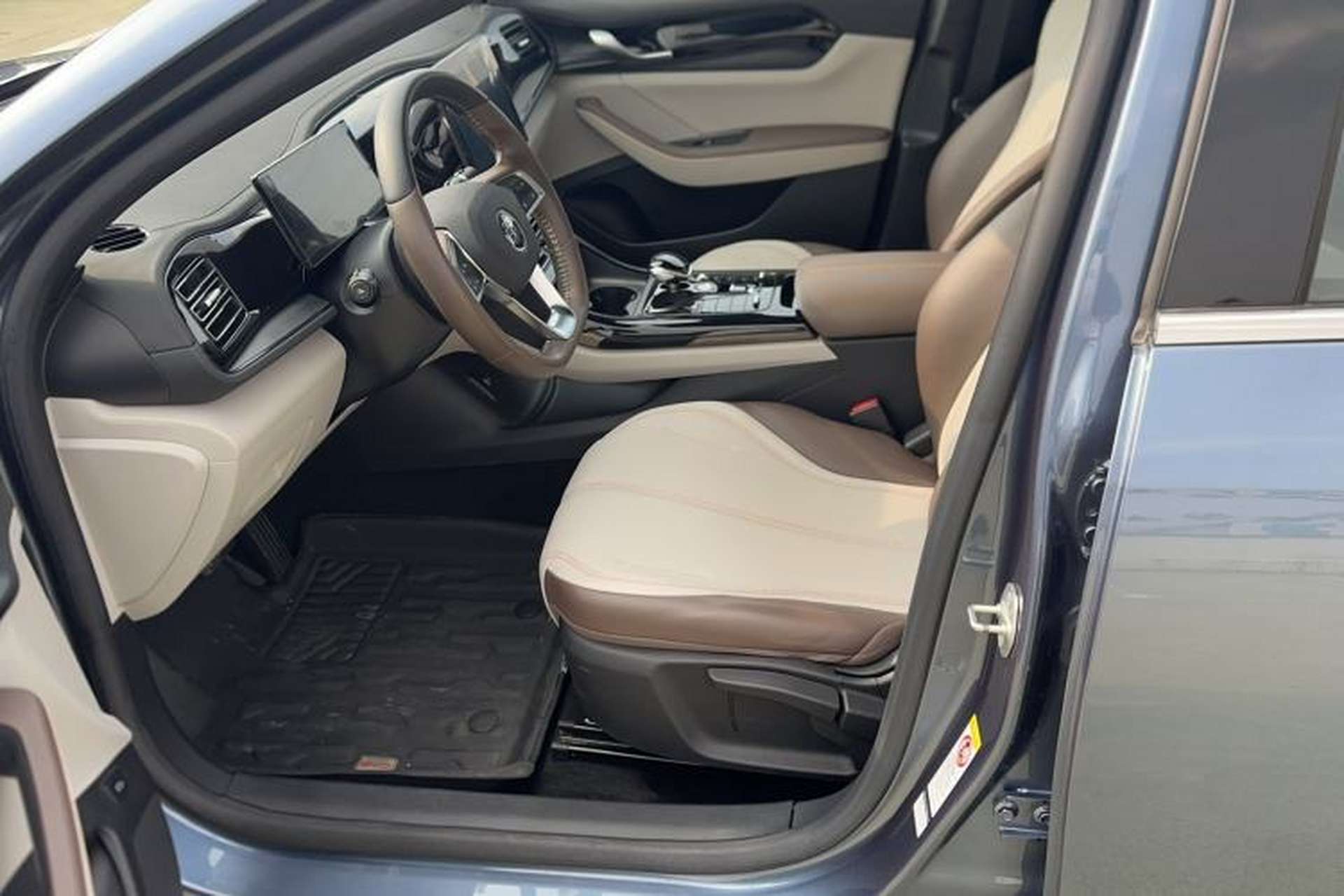 Used BYD Qin PLUS 2024 HONOR Edition DM-i 55KM Leading Model Left Front Seat