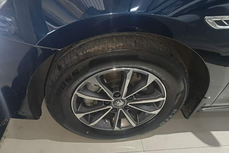 Used BYD Qin PLUS 2024 HONOR Edition DM-i 55KM Leading Model Left Front Wheel Hub