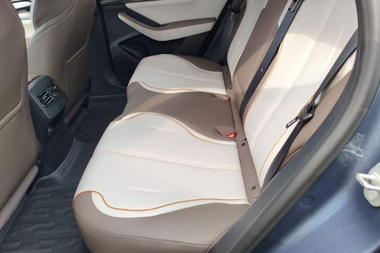 Used BYD Qin PLUS 2024 HONOR Edition DM-i 120KM Excellence Model Left Rear Seat