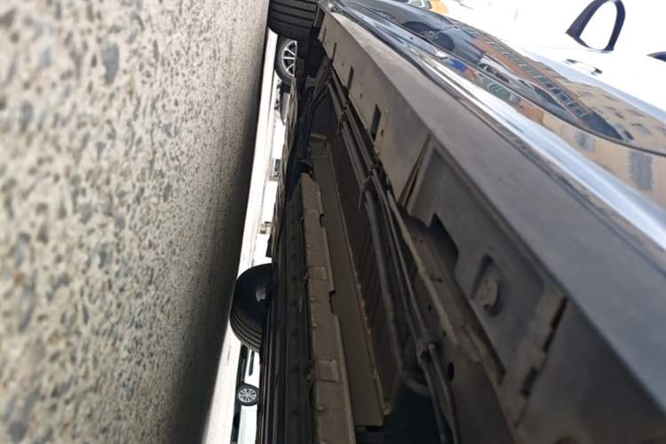 Used BYD Qin PLUS 2024 HONOR Edition DM-i 55KM Leading Model Left Side Sill